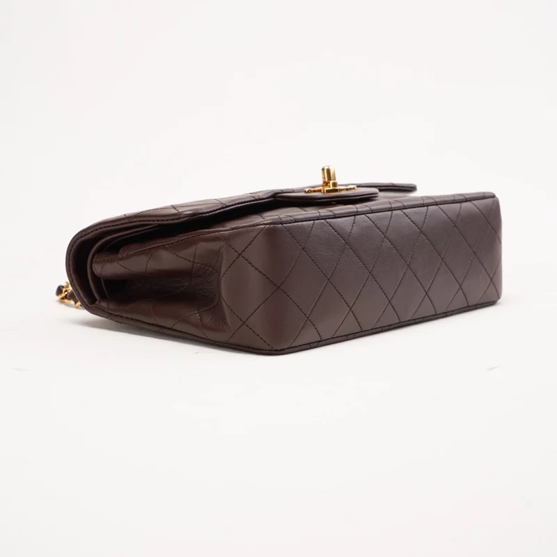 Chanel Vintage Classic Kleine Klappentasche aus Lammleder, dunkelbraun, 1997