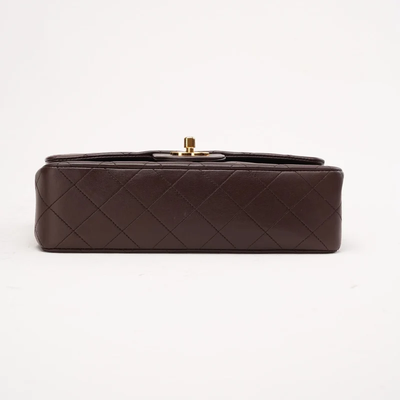 Chanel Vintage Classic Kleine Klappentasche aus Lammleder, dunkelbraun, 1997