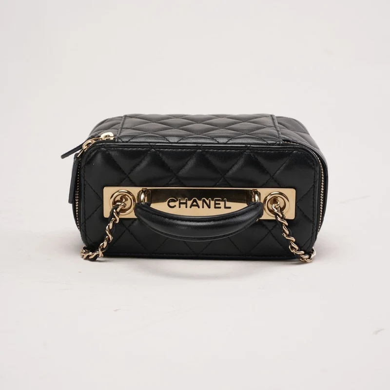 Chanel Classic Long Vanity Case aus schwarzem Lammleder mit Tragegriff