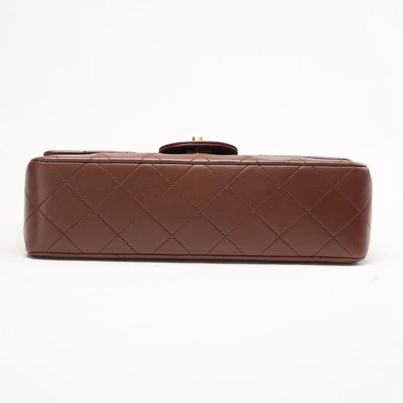 Chanel Vintage Kleine Doppelflap-Tasche, schokoladenbraun, 1996