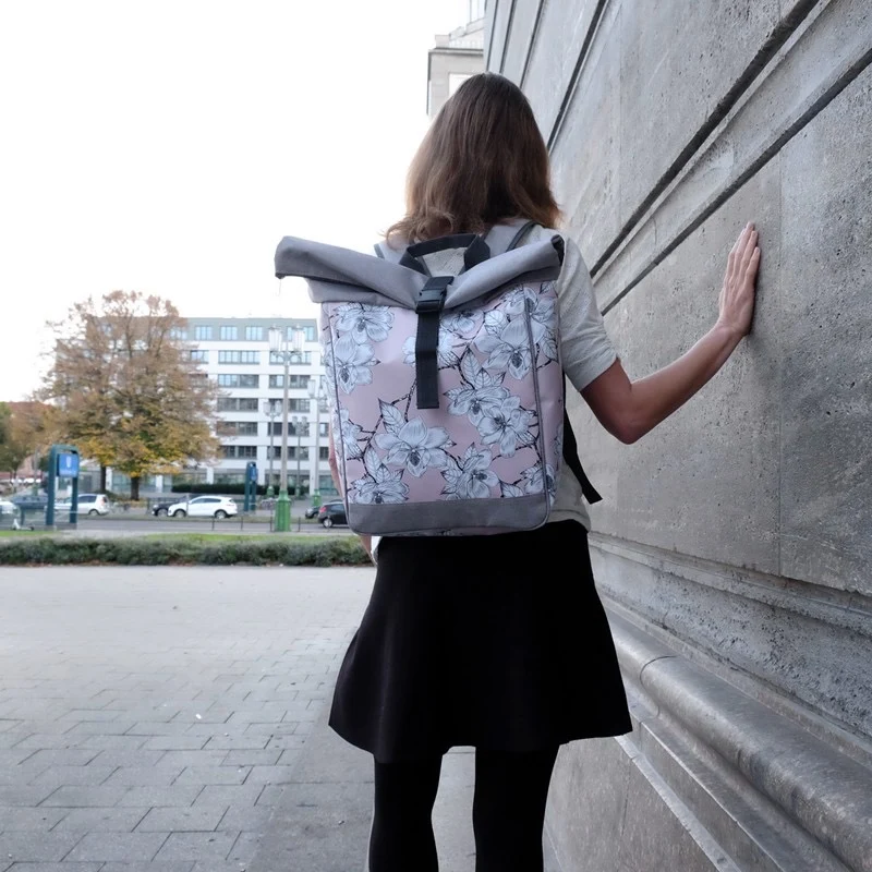 IKURI Kombi Fahrradtasche Rucksack Magnolia – wasserdicht, 13–21 l, handgefertigt