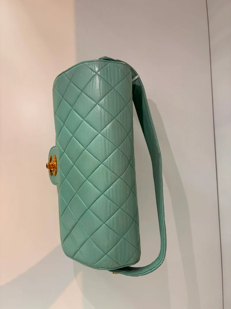 Chanel Medium Classic Double Side Flap Bag aus Lammleder, Tiffany-Blau, 1997