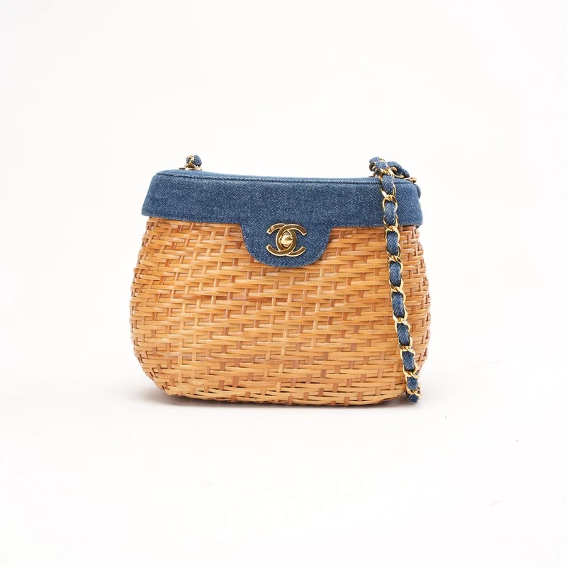 Chanel Vintage Korbtasche aus blauem Denim und Rattan, 1999