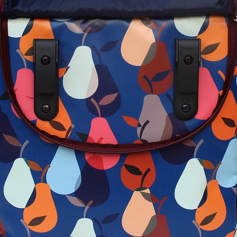 IKURI Fahrradtasche Peras Blau – einseitig, wasserdicht, 13–21 l, handgefertigt
