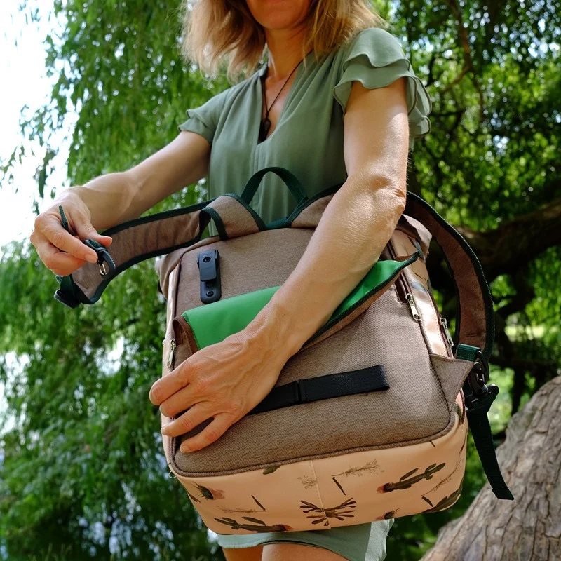 IKURI Kombi Fahrradtasche Rucksack Cactus – wasserdicht, 13–21 l, handgefertigt