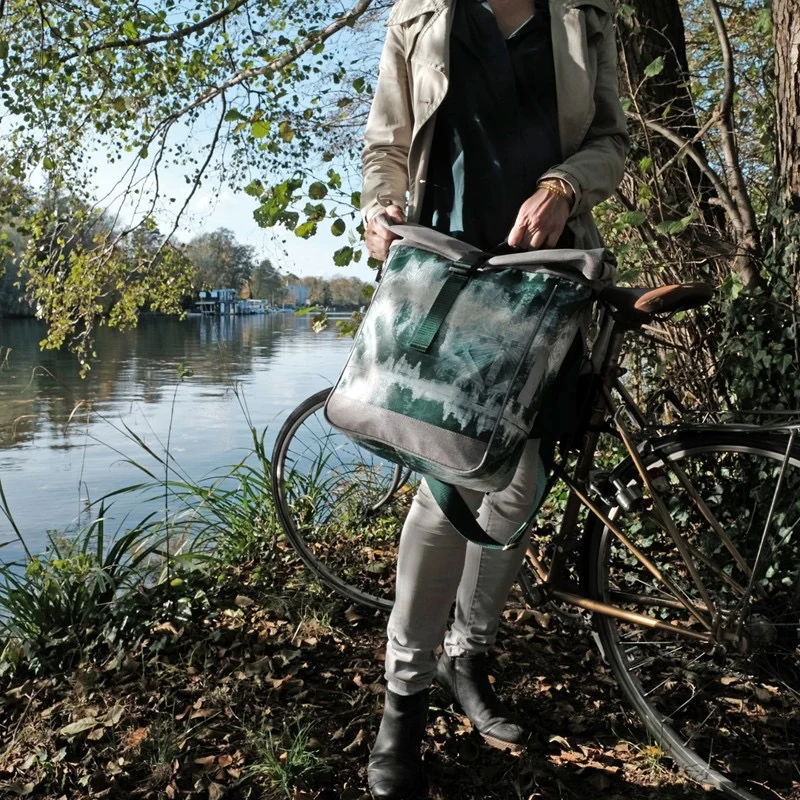 IKURI Fahrradtasche Pinos – einseitig, wasserdicht, 13–21 l, handgefertigt