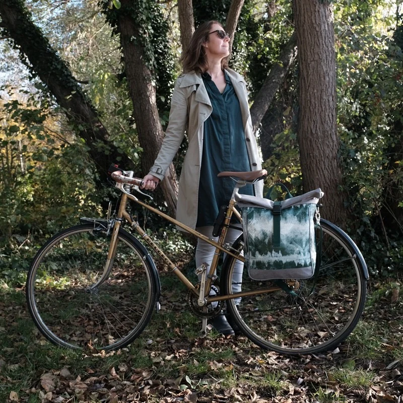 IKURI Fahrradtasche Pinos – einseitig, wasserdicht, 13–21 l, handgefertigt