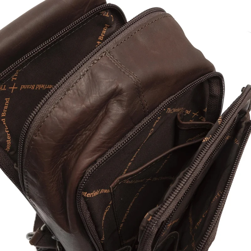 The Chesterfield Brand | Leder Crossbody Riga Braun | Wax Pull Up Leder