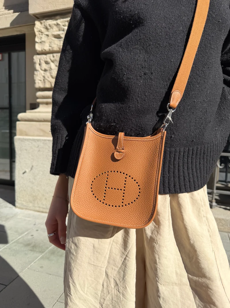 Hermes Evelyne 16 Taurillon Clémence Gold