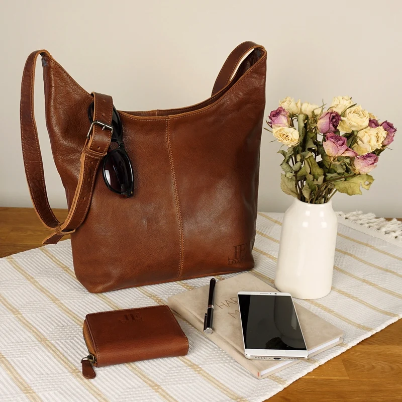 mittlere Umhängetasche Schultertasche Beuteltasche Damentasche Leder braun LE0072