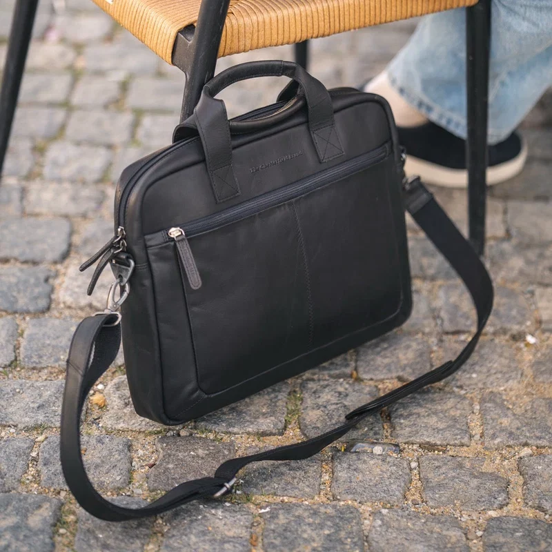 The Chesterfield Brand | Laptoptasche Calvi | Wax Pull Up Leder