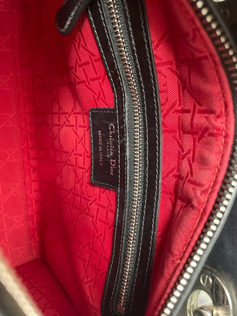 Christian Dior Medium Lady Dior Tasche aus schwarzem Cannage-Lammleder, 2017