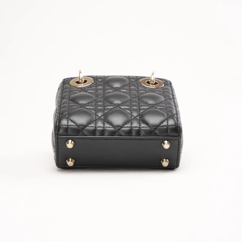 Christian Dior Micro Lady Dior Tasche aus schwarzem Cannage-Lammleder, Modell 2021