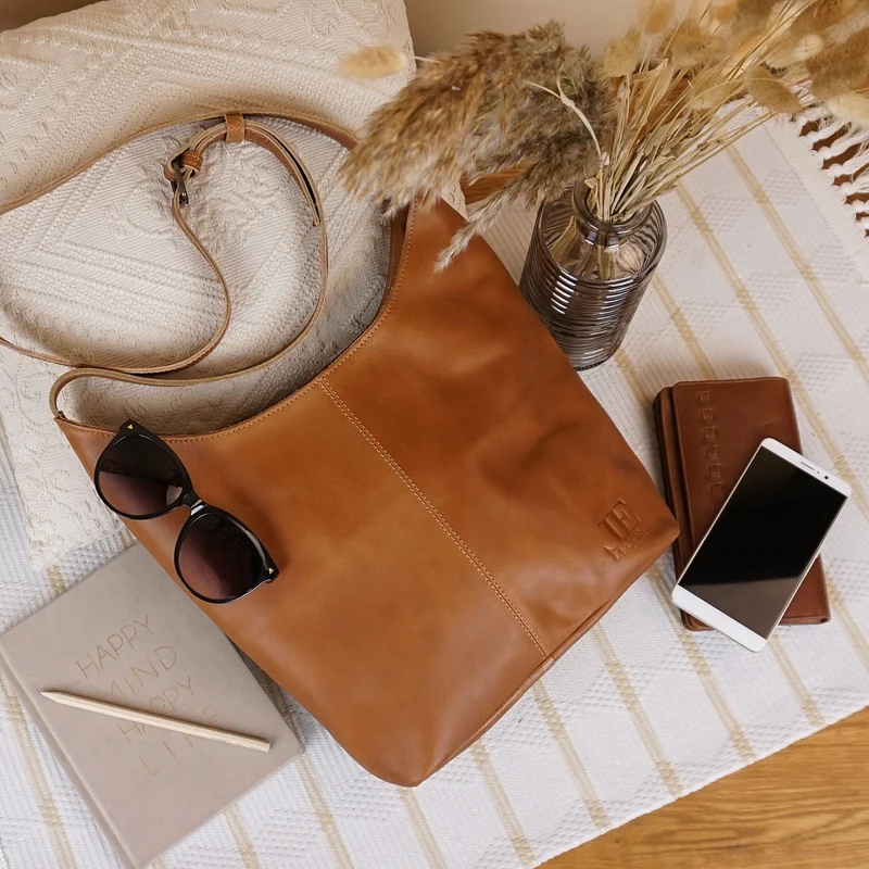 B-Ware mittlere Umhängetasche Schultertasche Beuteltasche Damentasche Leder cognac LE0072