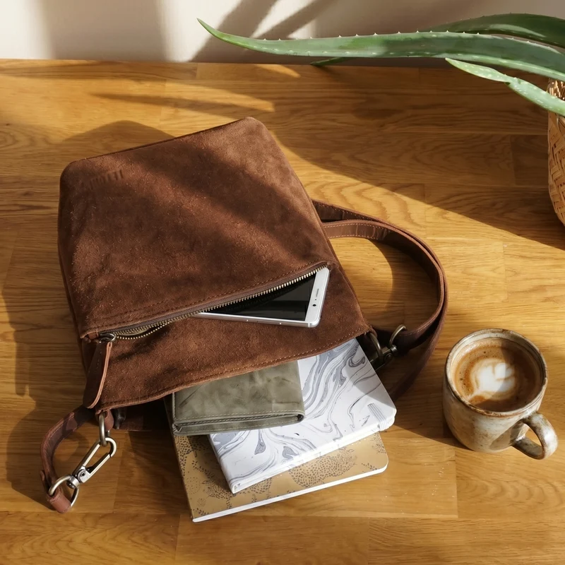 kleine Umhängetasche Schultertasche Freizeittasche Wildleder braun LE3049