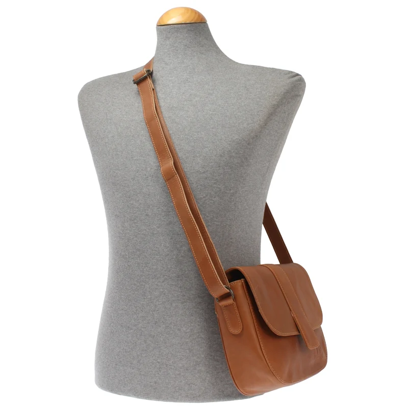 kleine Schultertasche Umhängetasche Damentasche Leder cognac LE0074