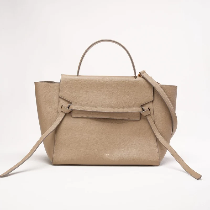 Celine Mini Belt Bag aus helltaupefarbenem genarbtem Kalbsleder