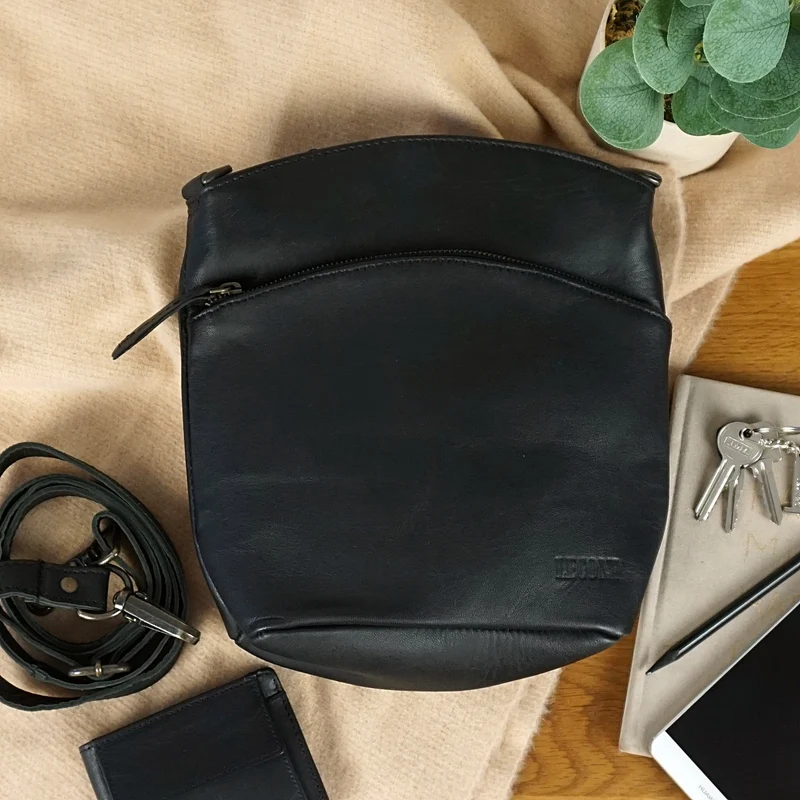 kleine Umhängetasche Schultertasche Freizeittasche Leder schwarz LE3049