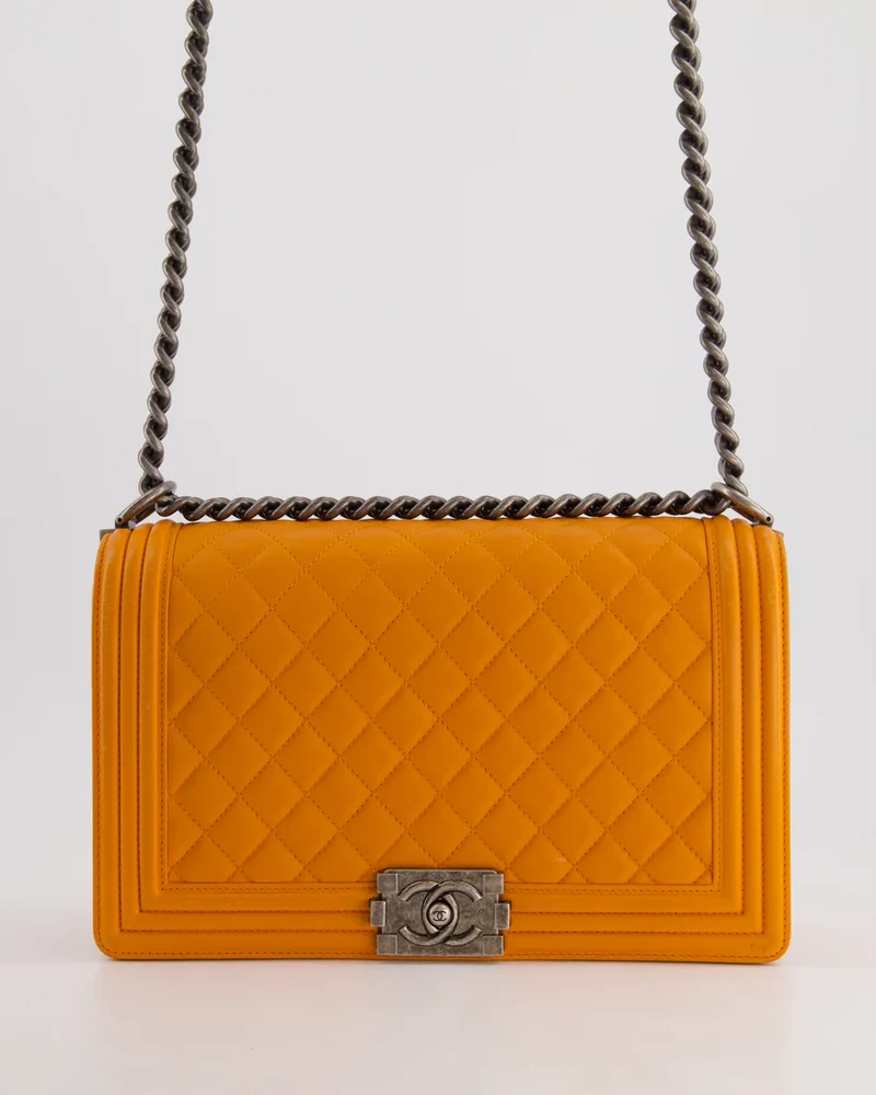 Chanel Medium Boy Bag Lamm Orange 2015