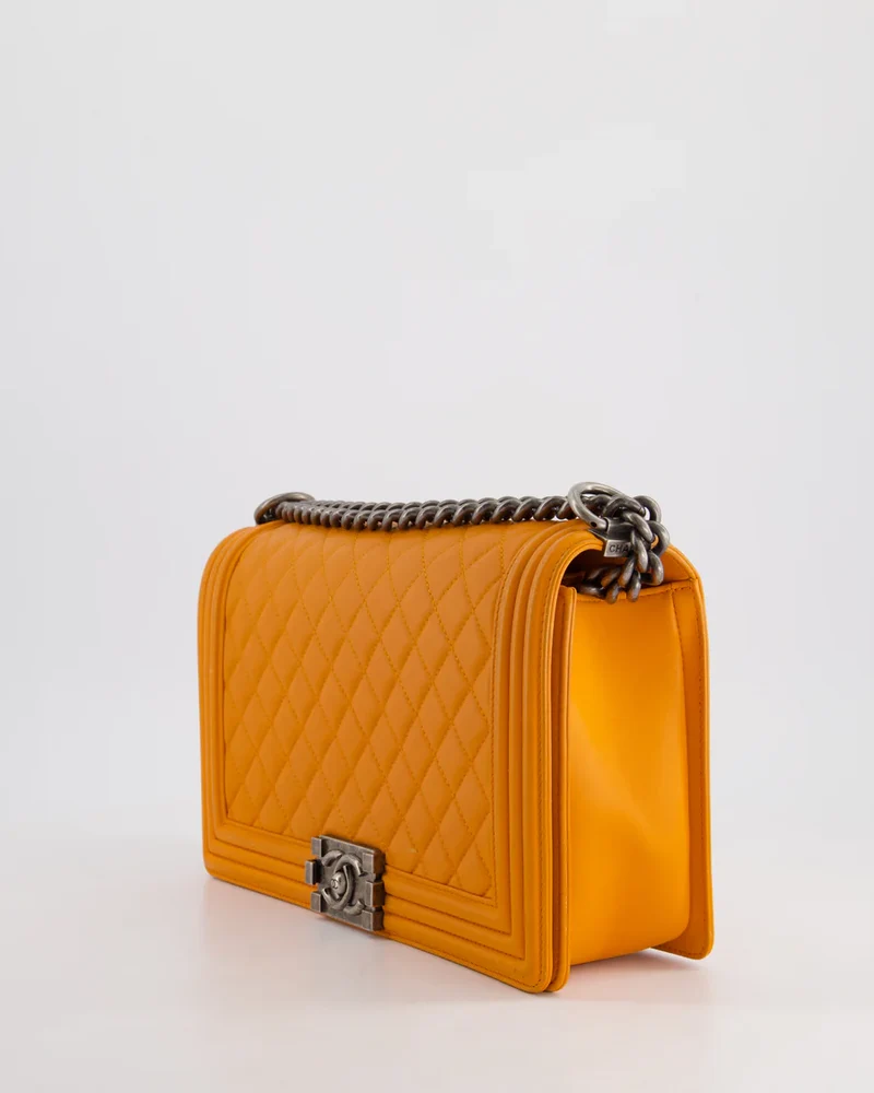 Chanel Medium Boy Bag Lamm Orange 2015