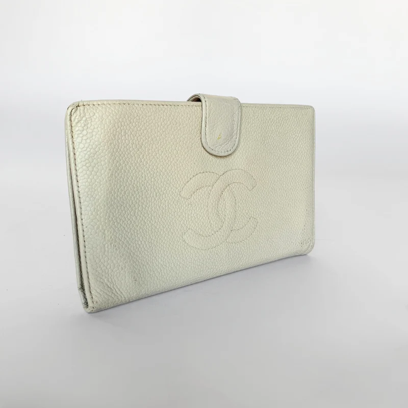 Chanel Caviar CC French Long Wallet in Weiß