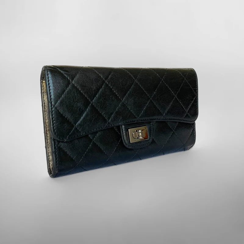 Chanel 2.55 Portomonee Lammleder