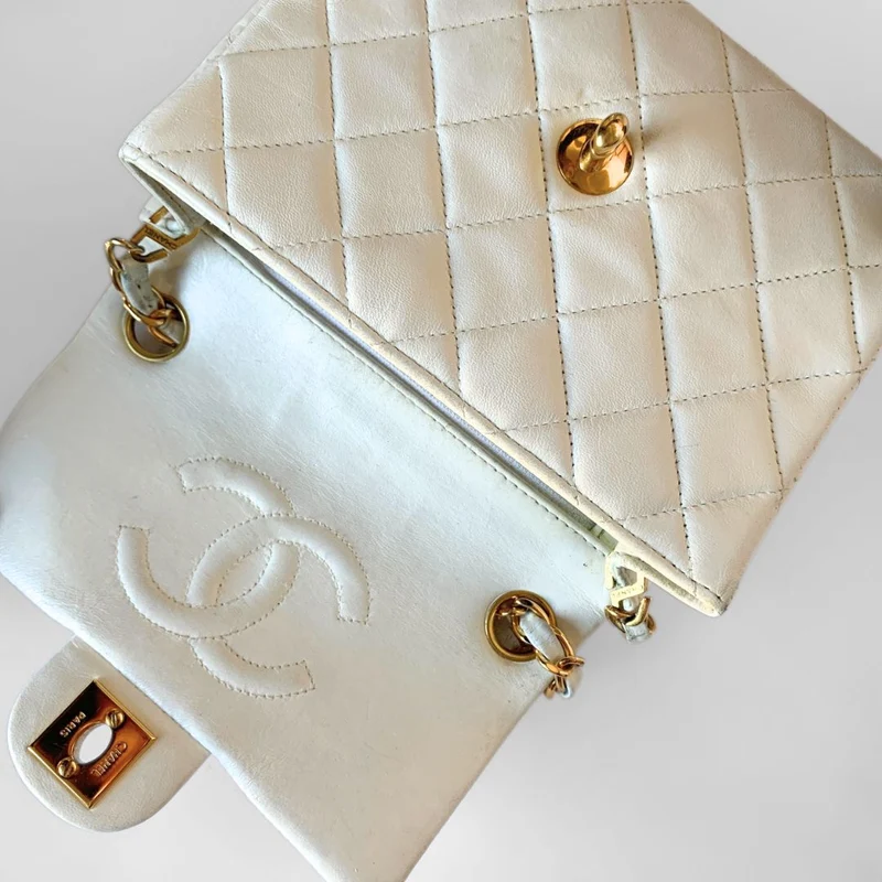 Chanel Classic Flap Bag Mini Lammleder