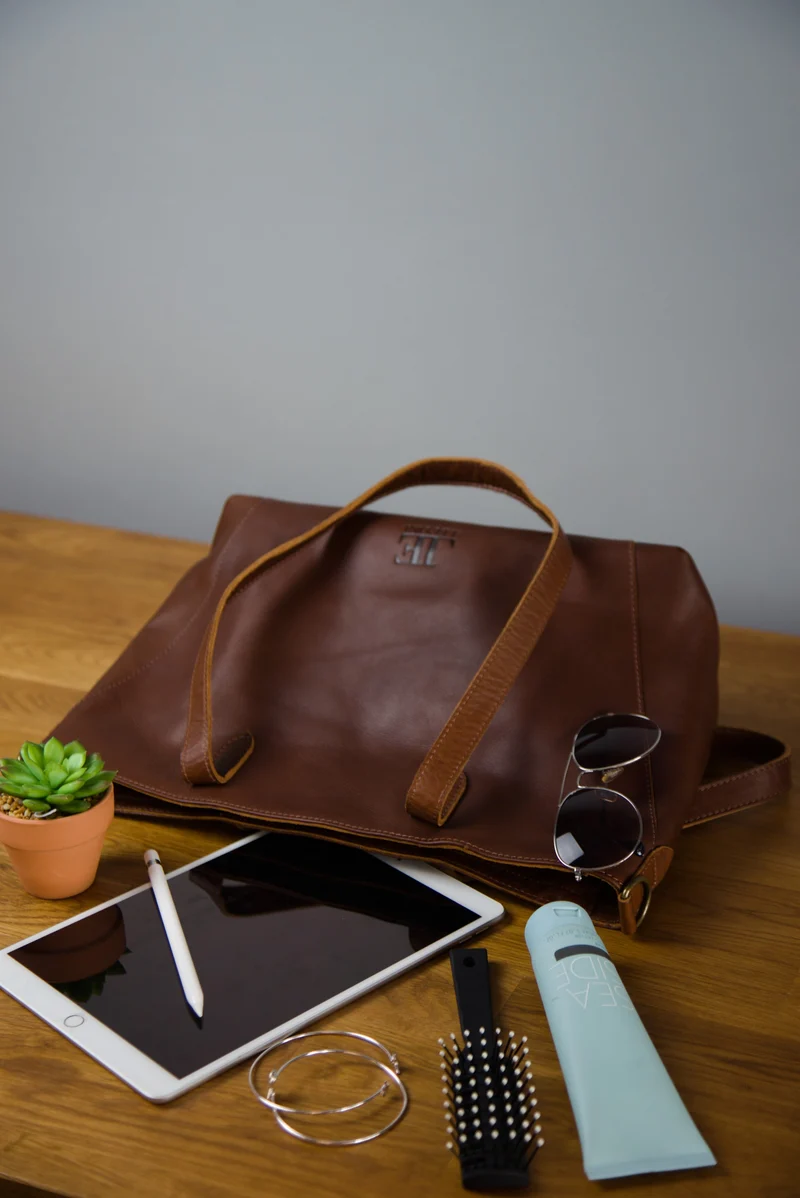 Schultertasche Damentasche DIN A4 Leder braun LE0071