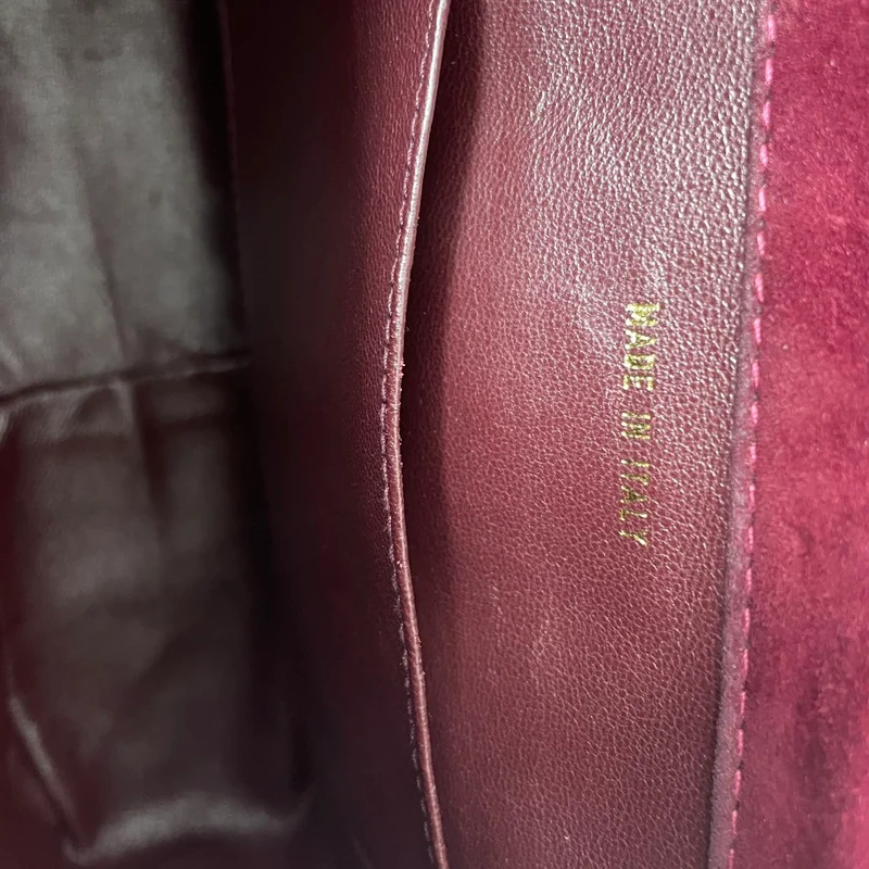 Chanel Vintage Mini Square Flap Bag aus burgunderrotem Samt, 1997