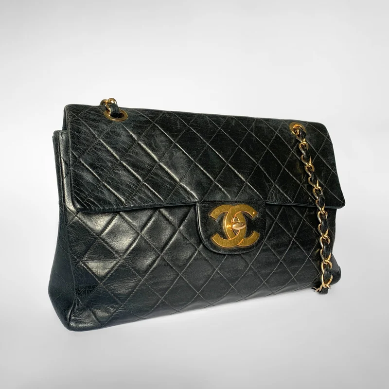 Chanel Classic Flap Bag Maxi Lammleder