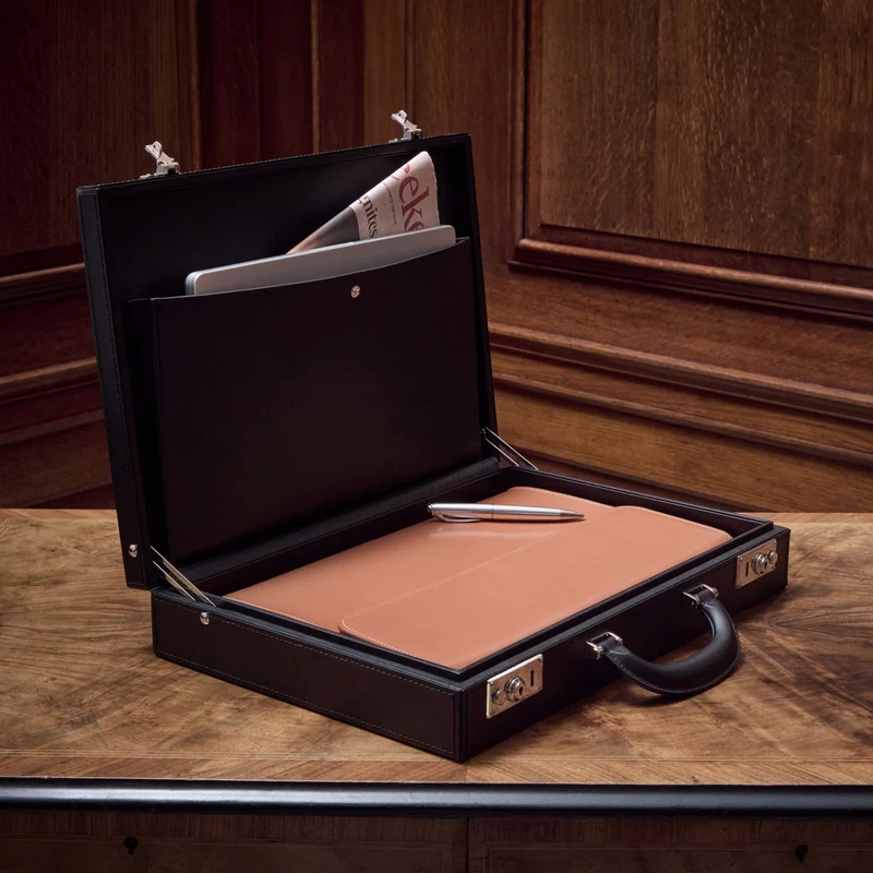 Slim Attaché - Schwarz