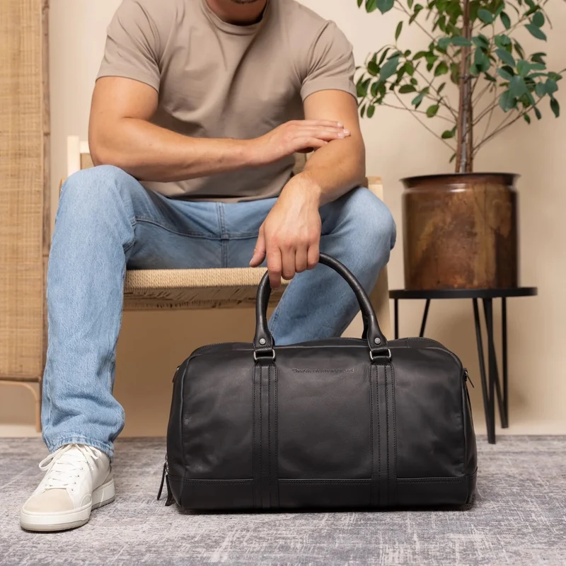 The Chesterfield Brand | Reisetasche Perth | Wax Pull Up Leder | Schwarz