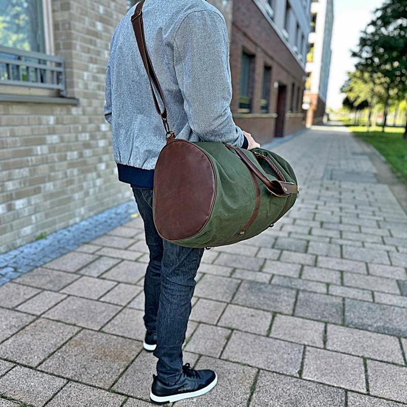 großer Weekender Reisetasche Sporttasche Leder Canvas grün 60cm LE2026
