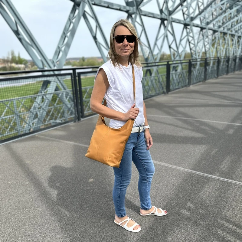 mittlere Umhängetasche Schultertasche Beuteltasche Damentasche Leder senf LE0072