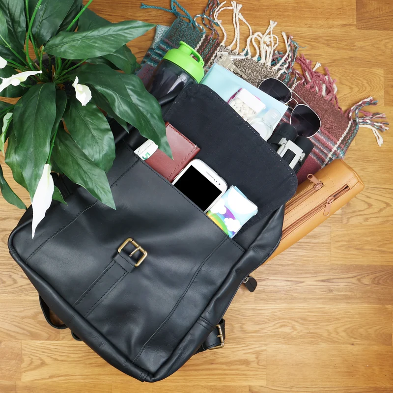 Rucksack Lederrucksack Freizeitrucksack Damen Herren Leder schwarz LE1016