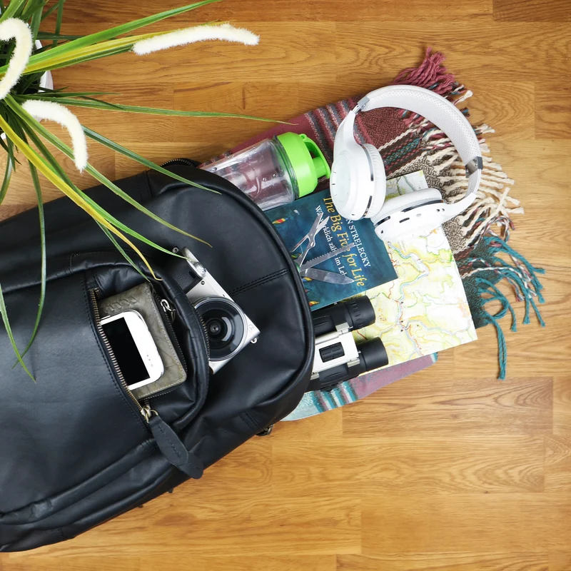 großer Rucksack Lederrucksack Freizeitrucksack Damen Herren Leder schwarz LE1017