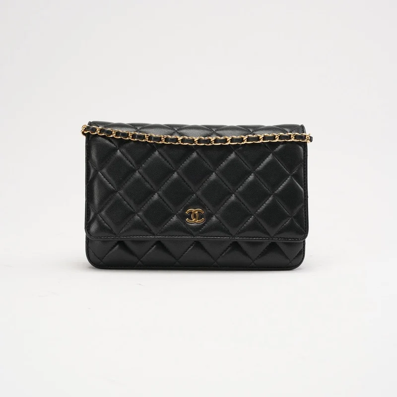 Chanel Schwarze Klassische Brieftasche mit Kette (WOC) 2019