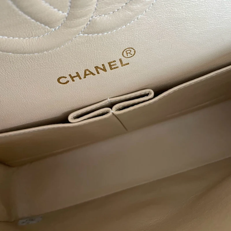 Chanel Vintage Beige Lammleder Medium Double Flap 1997