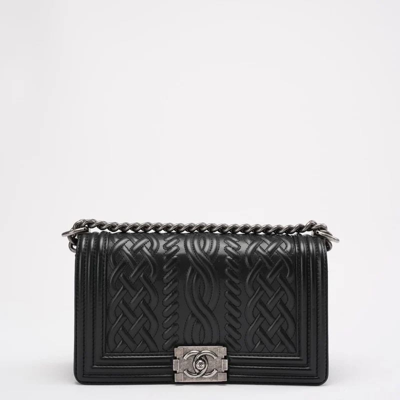 Chanel Schwarze Celtic Medium Boy Bag aus Lammleder 2014