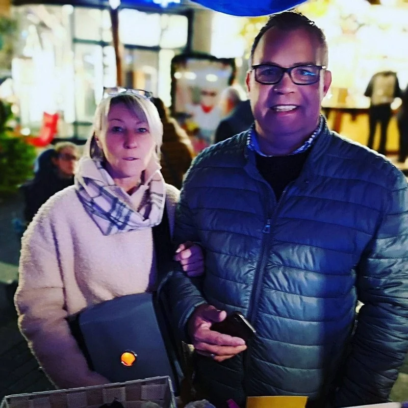 BRAVO – Umhängetasche aus LKW-Plane - schwarz