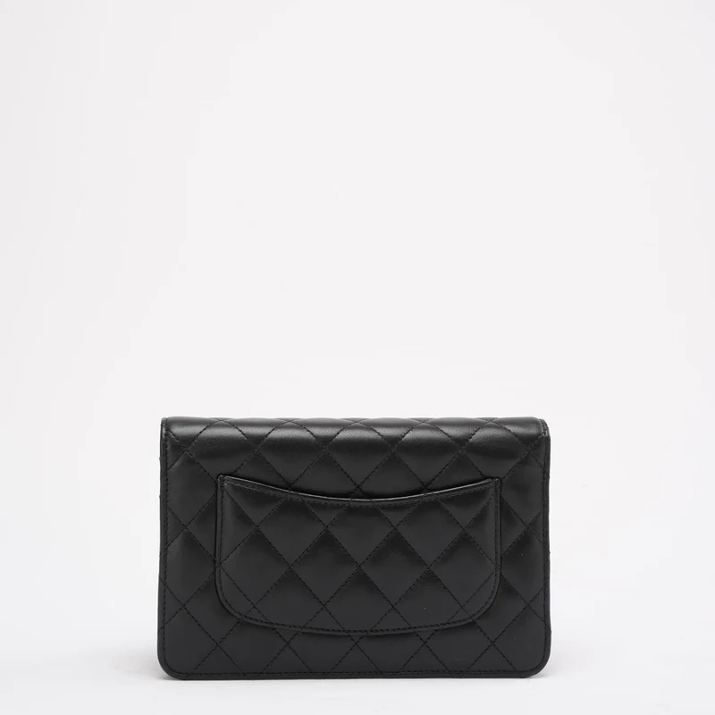 Chanel Schwarze Klassische Brieftasche mit Kette (WOC) 2018