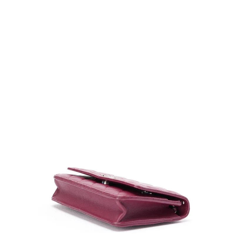 Chanel Burgunder Geldbörse mit Kette (WOC) Multicolor CC