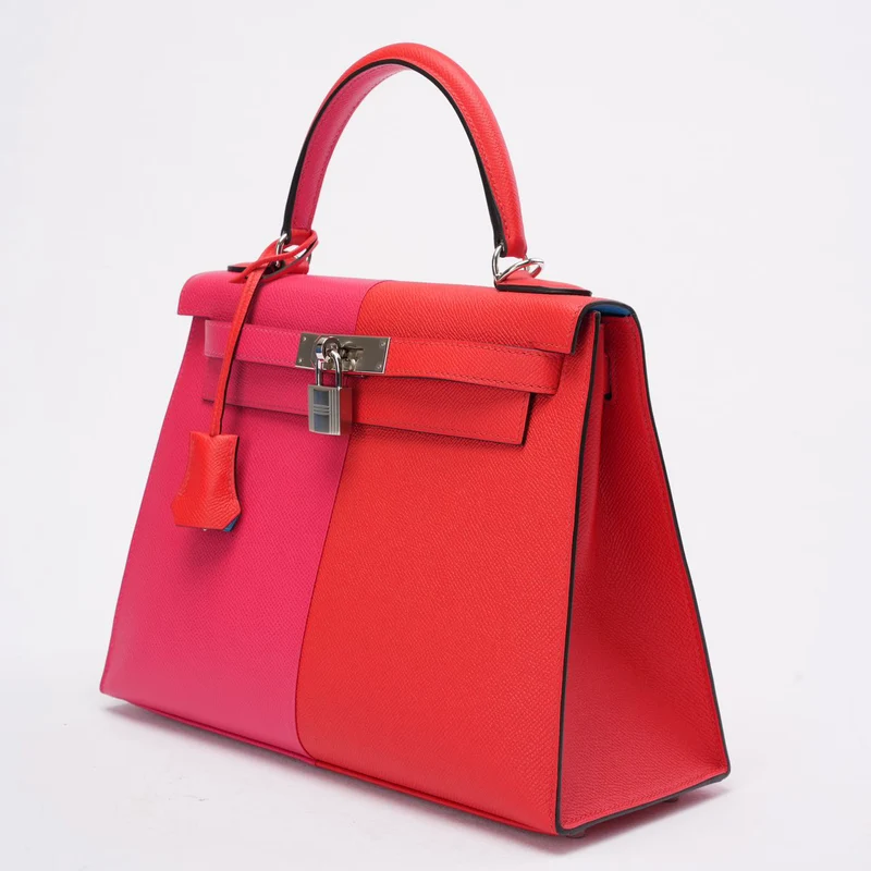 Hermès Kelly 28 Epsom Rose Extreme/ Rouge de Coeur mit Blue Zanzibar