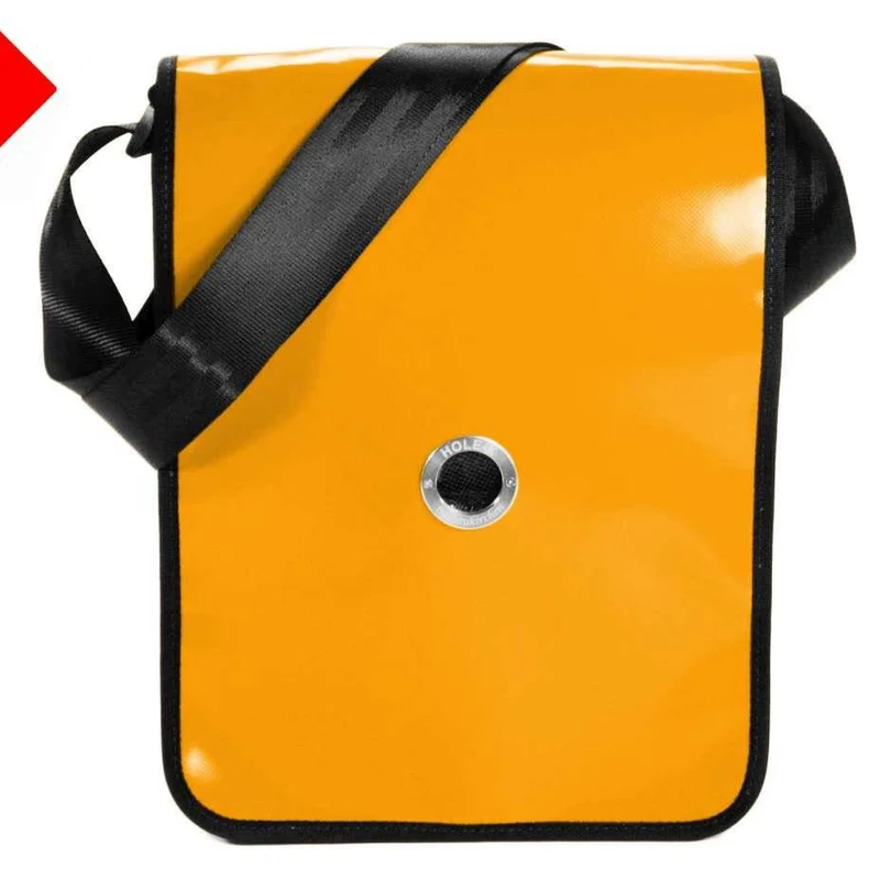 FOXTROTT Umhängetasche aus LKW-Plane - orange