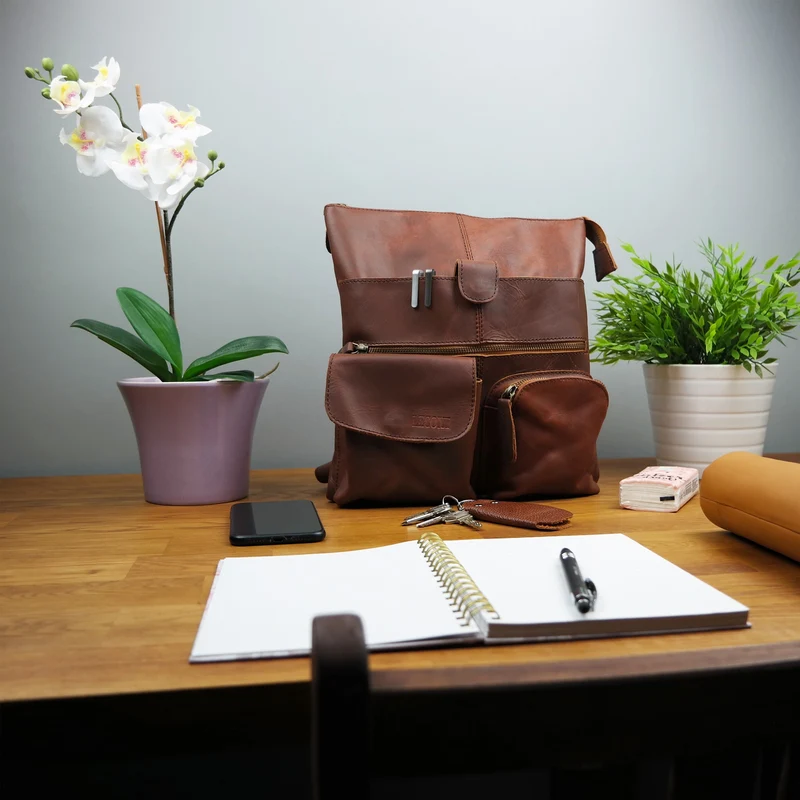 Umhängetasche Schultertasche Damen Herren Used Look Leder braun LE3011