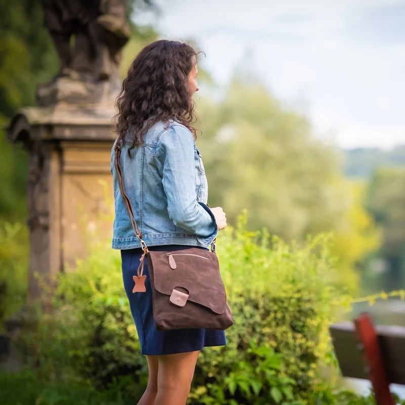 Umhängetasche Ledertasche Damen Schultertasche Wildleder dunkelbraun LE3027