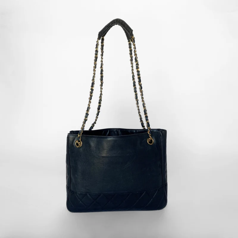 Chanel Shopper Lammleder