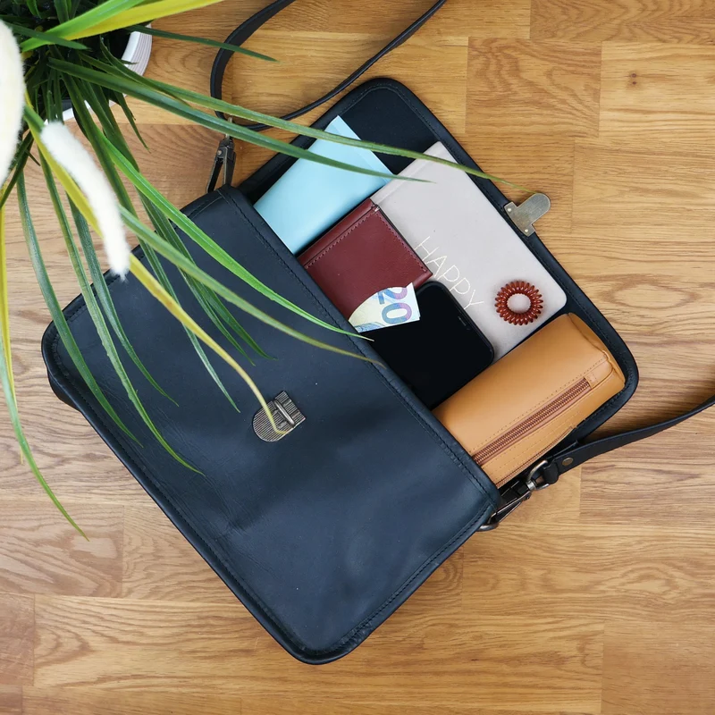Schultertasche Umhängetasche Damen Leder gewachstes Rindsleder schwarz LE3044