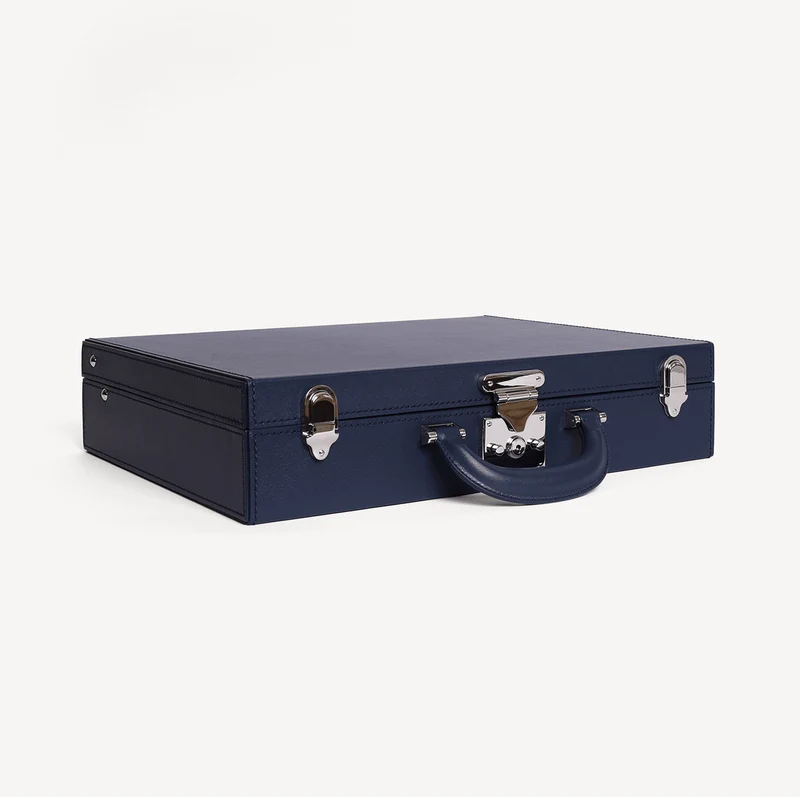 48h Attaché - Marine
