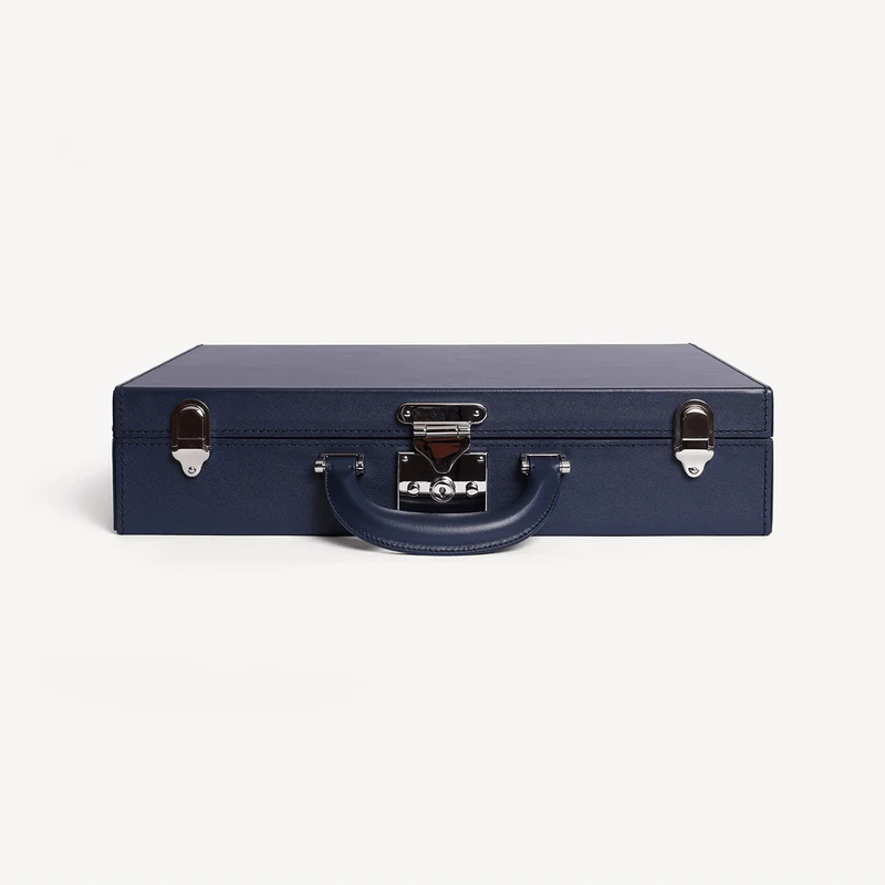 48h Attaché - Marine